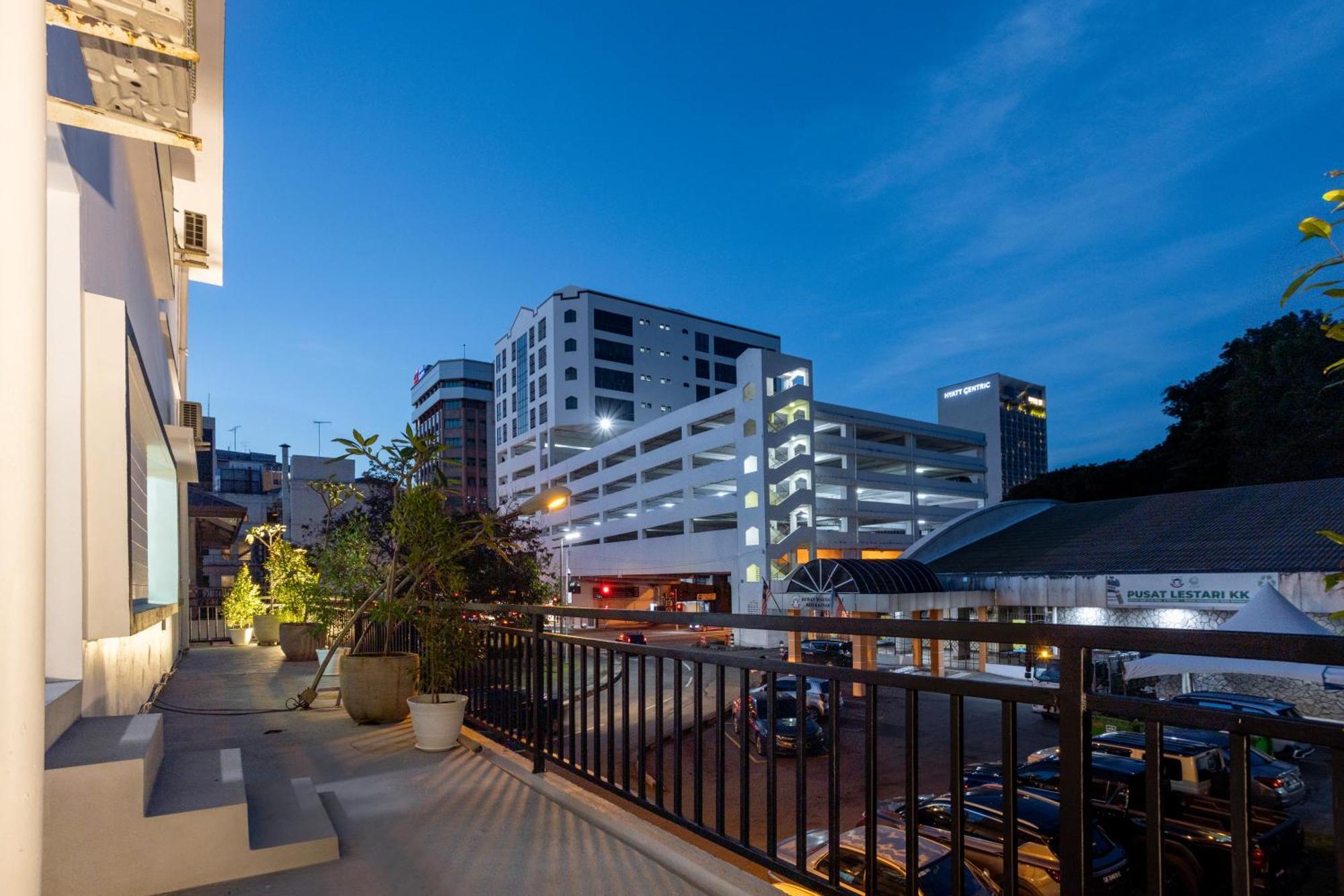 Nunuk Ragang Hotel Kota Kinabalu Exterior photo